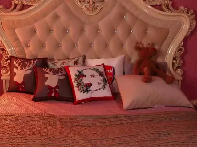 Live sex webcam photo for enchantressss #277128995