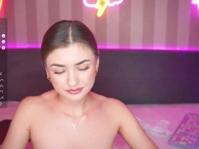 Live sex webcam photo for englishtranslate #288465742