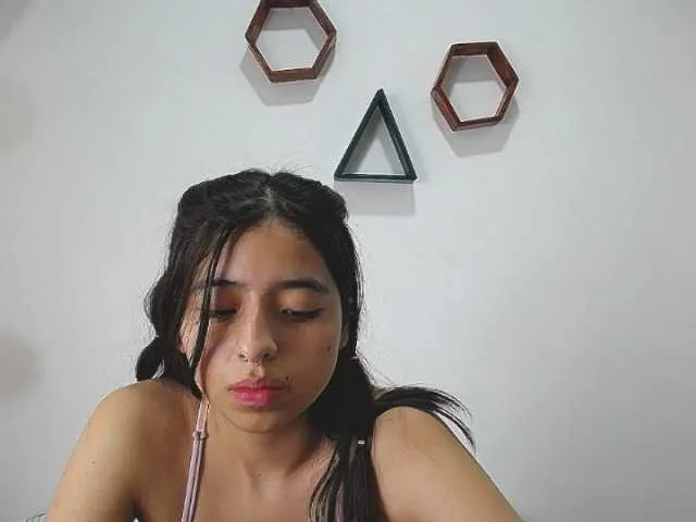 Live sex webcam photo for ennver-08 #274417733