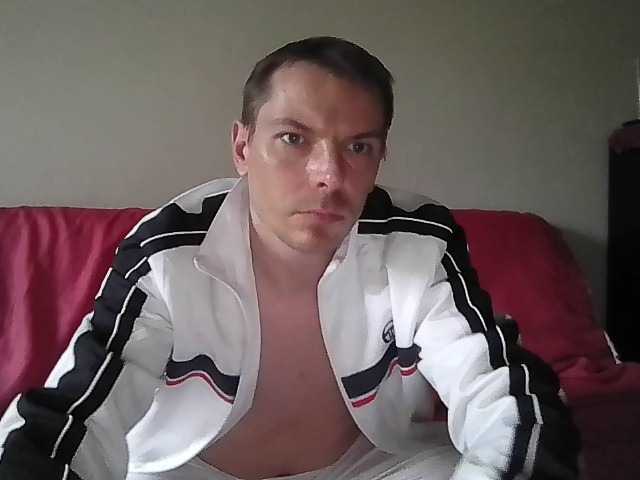 Live sex webcam photo for enzo19871 #277283713