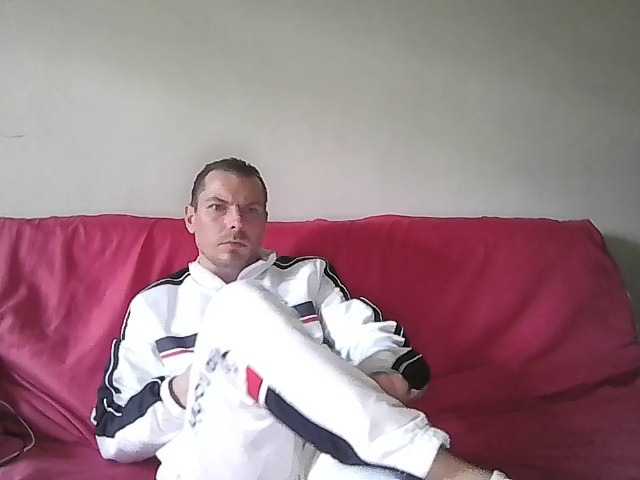 Live sex webcam photo for enzo19871 #277297532