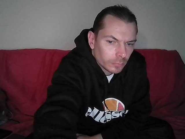 Live sex webcam photo for enzo19871 #277302070