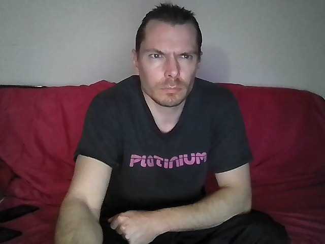 Live sex webcam photo for enzo19871 #277319856