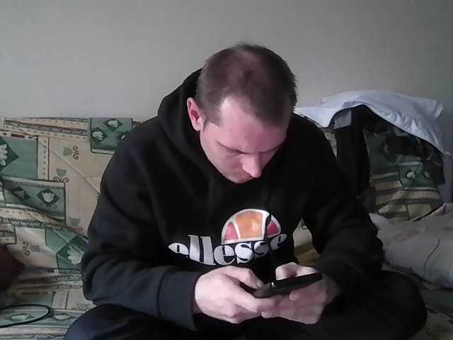 Live sex webcam photo for enzo19871 #277795719