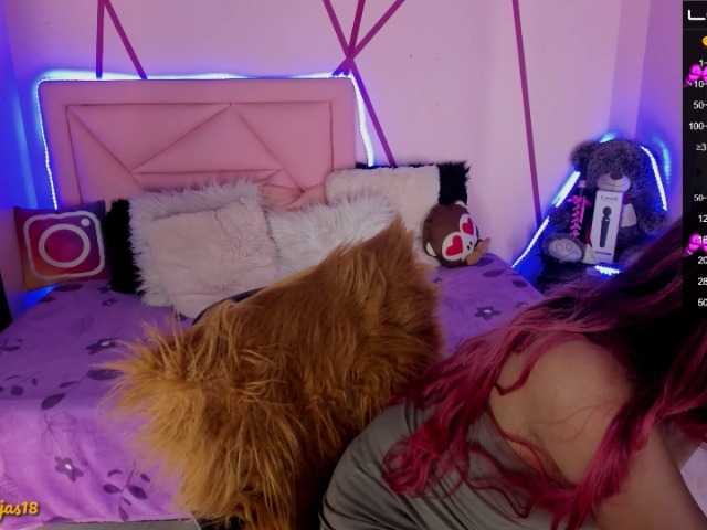 Live sex webcam photo for eriika-18 #273452029