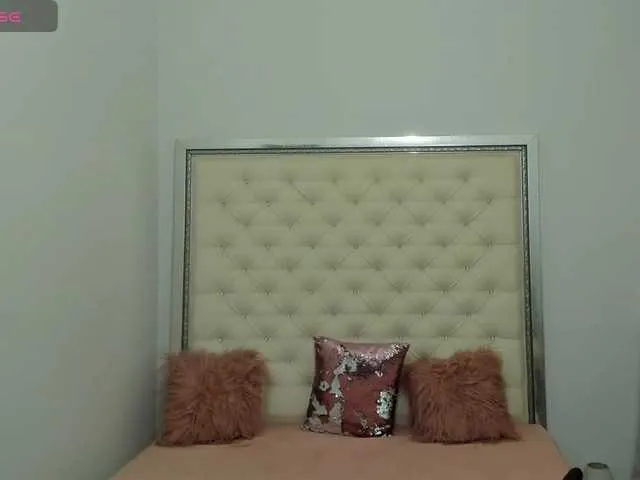 Live sex webcam photo for erykajoyy #291725203