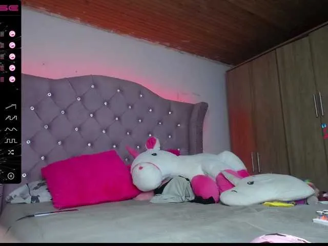 Live sex webcam photo for escarlett #271790027