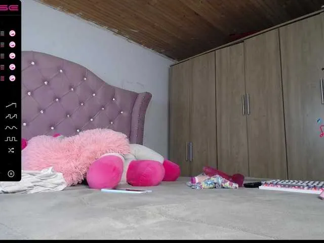 Live sex webcam photo for escarlett #271862150
