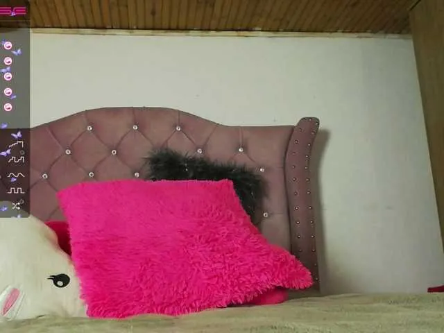 Live sex webcam photo for escarlett #273167257