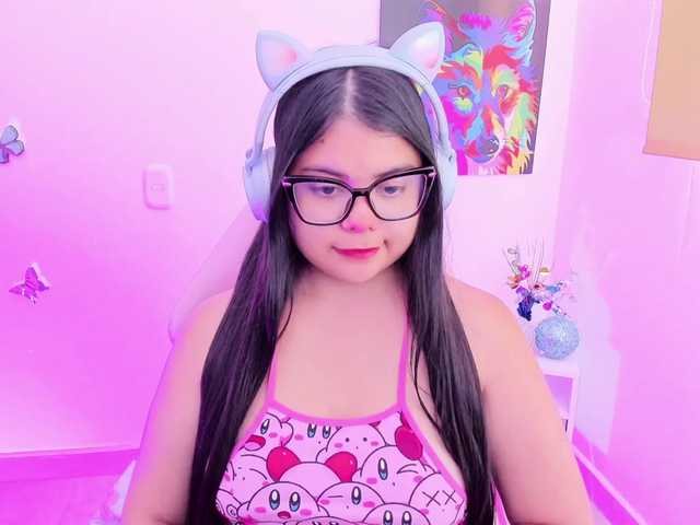 Live sex webcam photo for esmeralda-t #277054595
