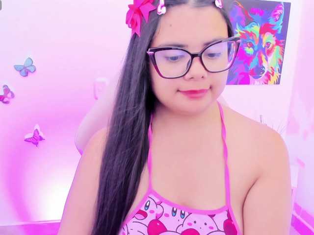 Live sex webcam photo for esmeralda-t #277479702