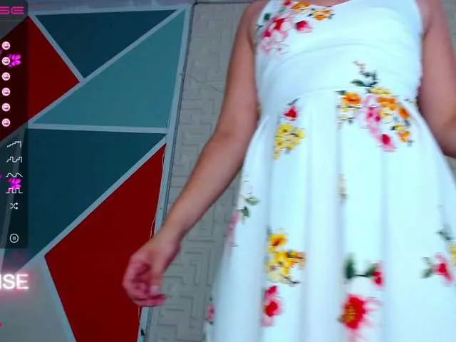 Live sex webcam photo for esmeraldabrit #273141790