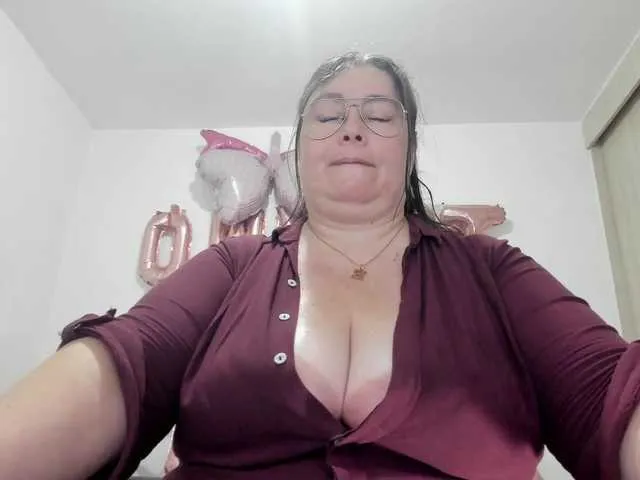 Live sex webcam photo for esmeraldamf #291296120