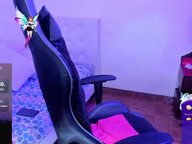 Live sex webcam photo for esmeraldamilf #277529572