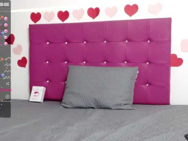 Live sex webcam photo for esskarlet #272784232