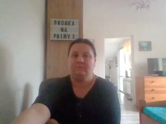 Live sex webcam photo for estera88 #277783092