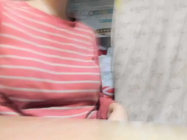Live sex webcam photo for esterjohns #271868308