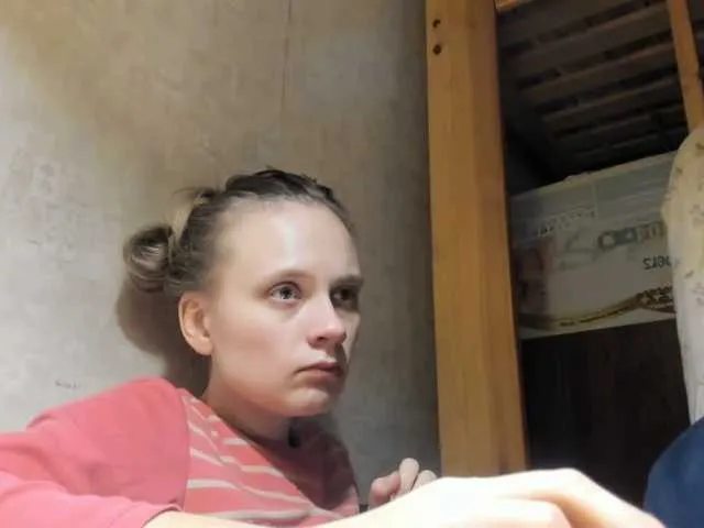 Live sex webcam photo for esterjohns #272815329