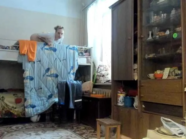 Live sex webcam photo for esterjohns #272929301