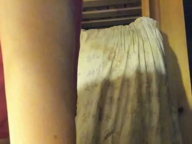 Live sex webcam photo for esterjohns #273972857