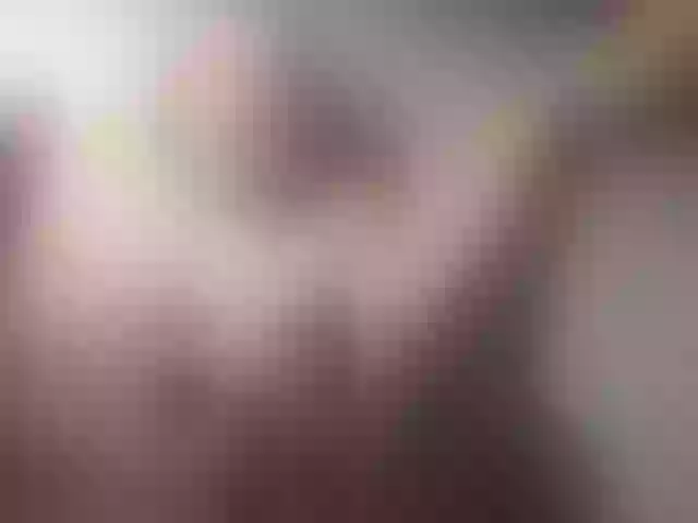 Live sex webcam photo for esterjohns #276024960