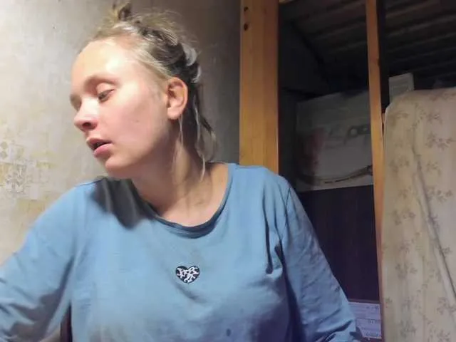 Live sex webcam photo for esterjohns #276427370