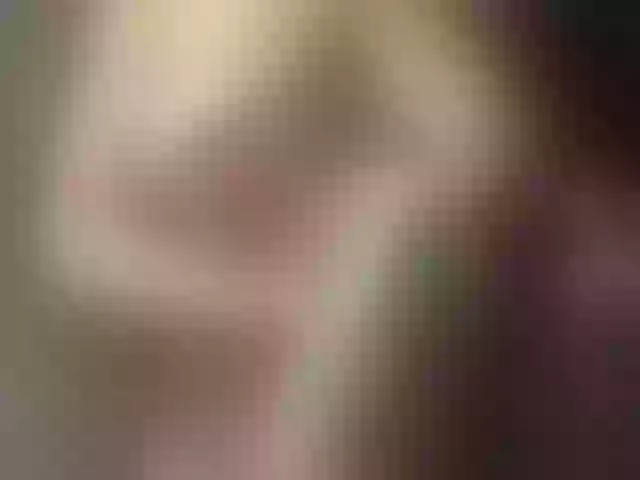 Live sex webcam photo for esterjohns #276530316