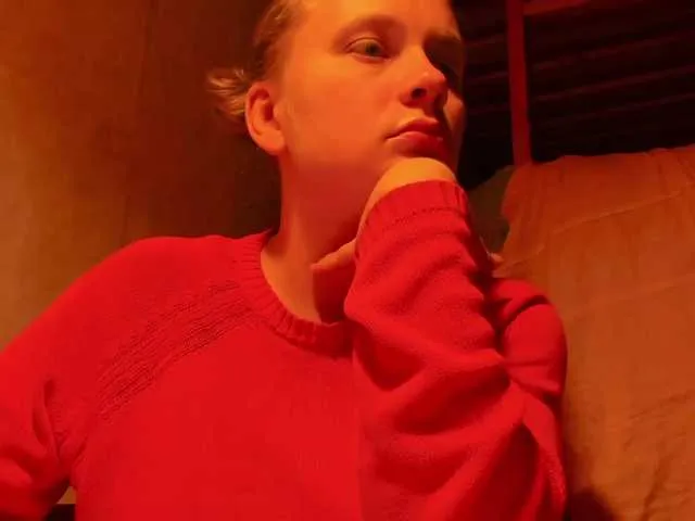 Live sex webcam photo for esterjohns #276740862