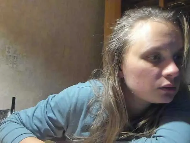 Live sex webcam photo for esterjohns #277295426