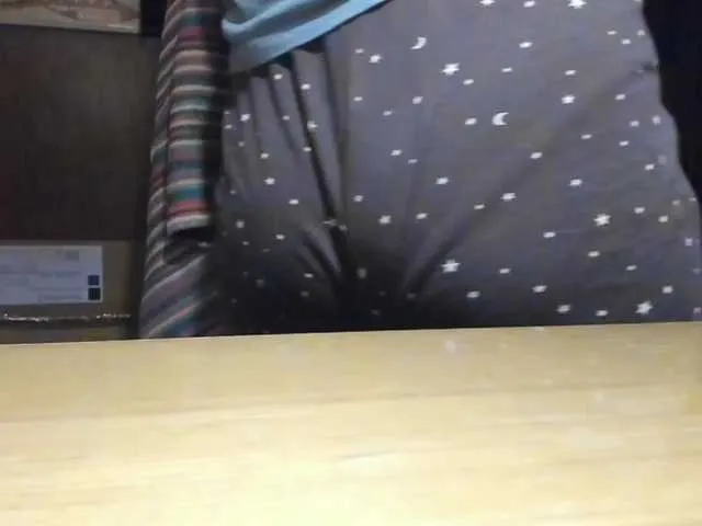 Live sex webcam photo for esterjohns #277635234