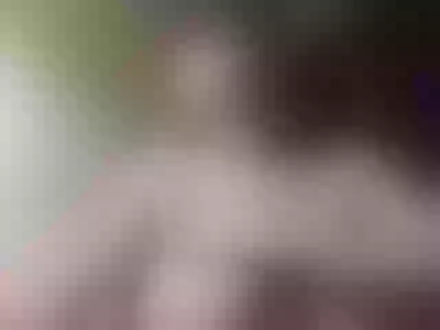 Live sex webcam photo for esterjohns #290593258