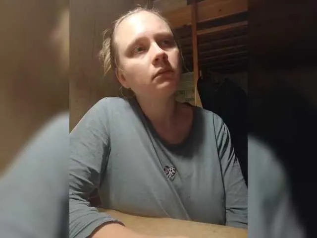 Live sex webcam photo for esterjohns #290604764