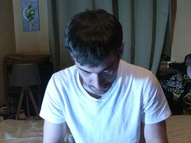 Live sex webcam photo for ethan213 #290997459