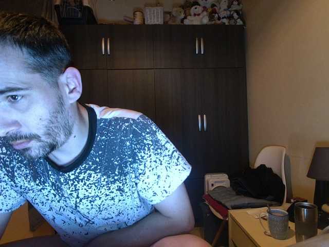 Live sex webcam photo for ethan213 #291064194