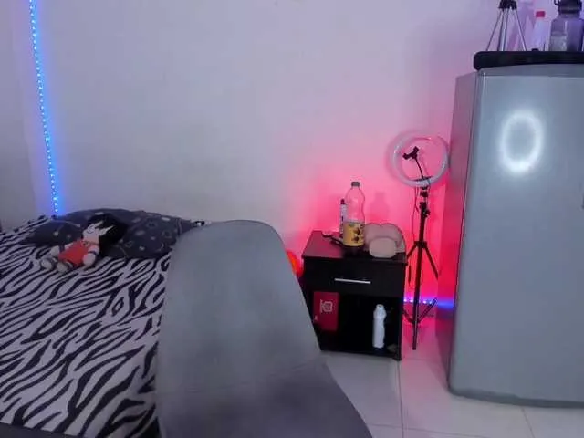 Live sex webcam photo for ethereum111 #291600149