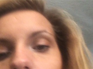 Live sex webcam photo for eurodreamx #176168881