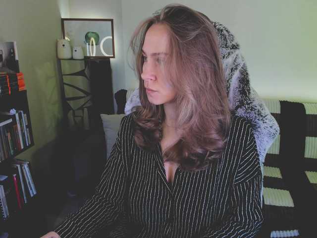 Live sex webcam photo for eva-adamova #290284495