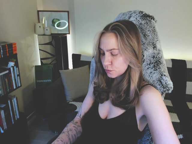 Live sex webcam photo for eva-adamova #290456645