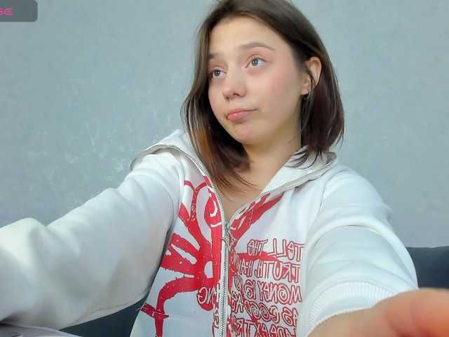 Live sex webcam photo for eva-baby05 #290771688