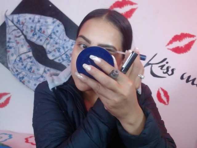 Live sex webcam photo for eva-hot #274115848