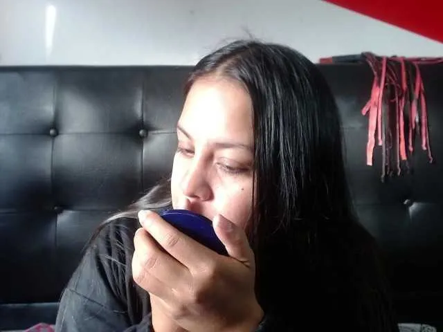 Live sex webcam photo for eva-hot #274603535