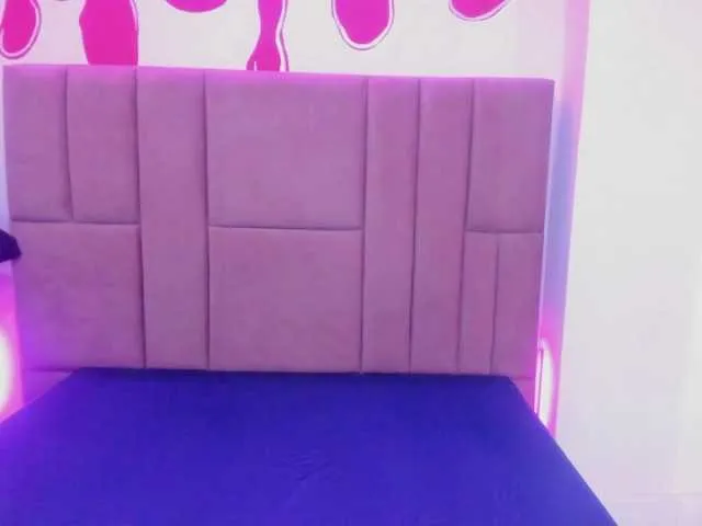 Live sex webcam photo for eva-lovia #291256545