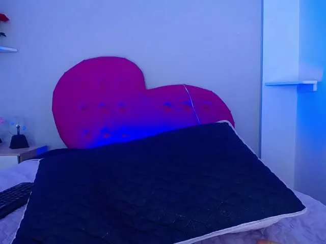 Live sex webcam photo for eva-sanders #273610036