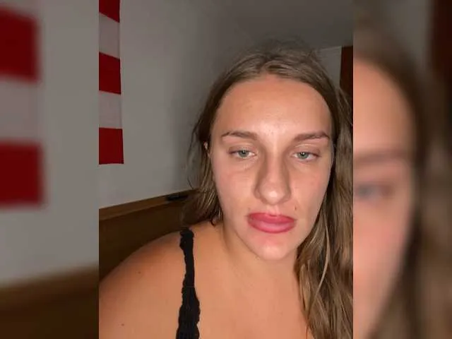 Live sex webcam photo for evaa444 #274369353