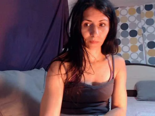 Live sex webcam photo for evacrisxxxx #292079558