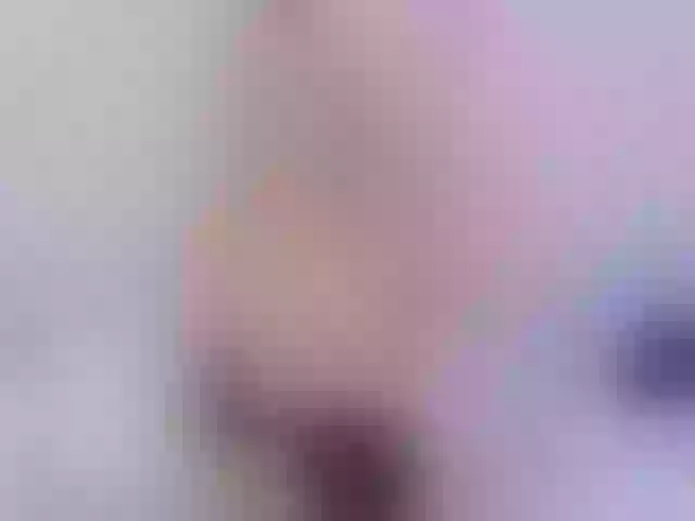 Live sex webcam photo for evakittyy #271910540