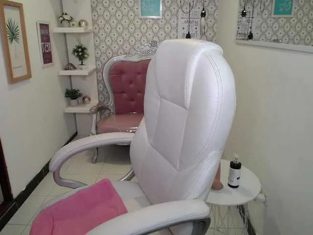 Live sex webcam photo for evangheline #277844951