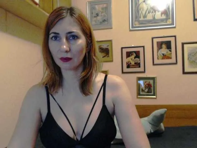 Live sex webcam photo for evarette #273694126