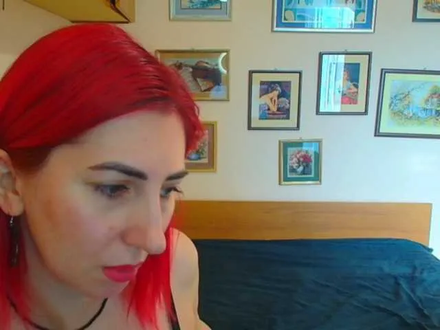 Live sex webcam photo for evarette #276961383