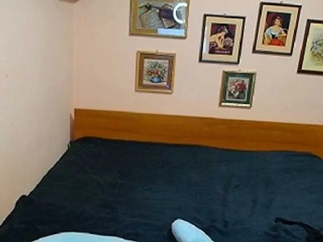 Live sex webcam photo for evarette #277841860